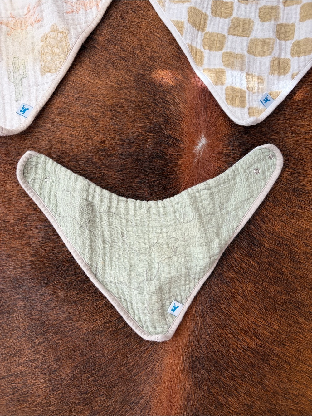 Baby bib bundle - Picture 4 of 7